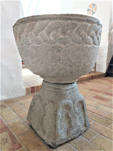 Døbefont Beder Kirke
