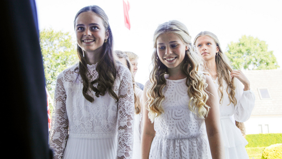 Konfirmation Beder Kirke